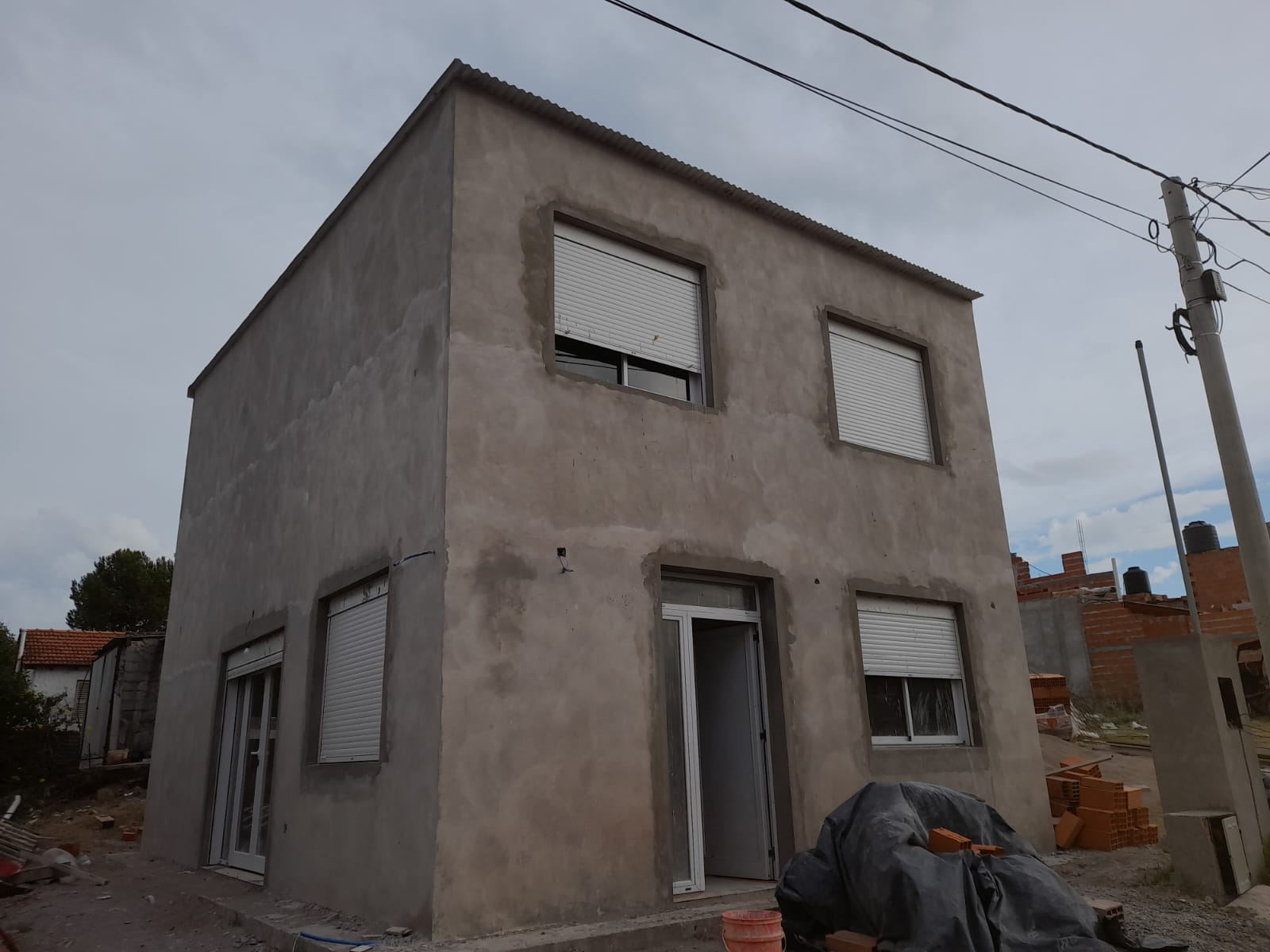 Obra terminada por constructora en Monte Hermoso - Construcciones Pardo